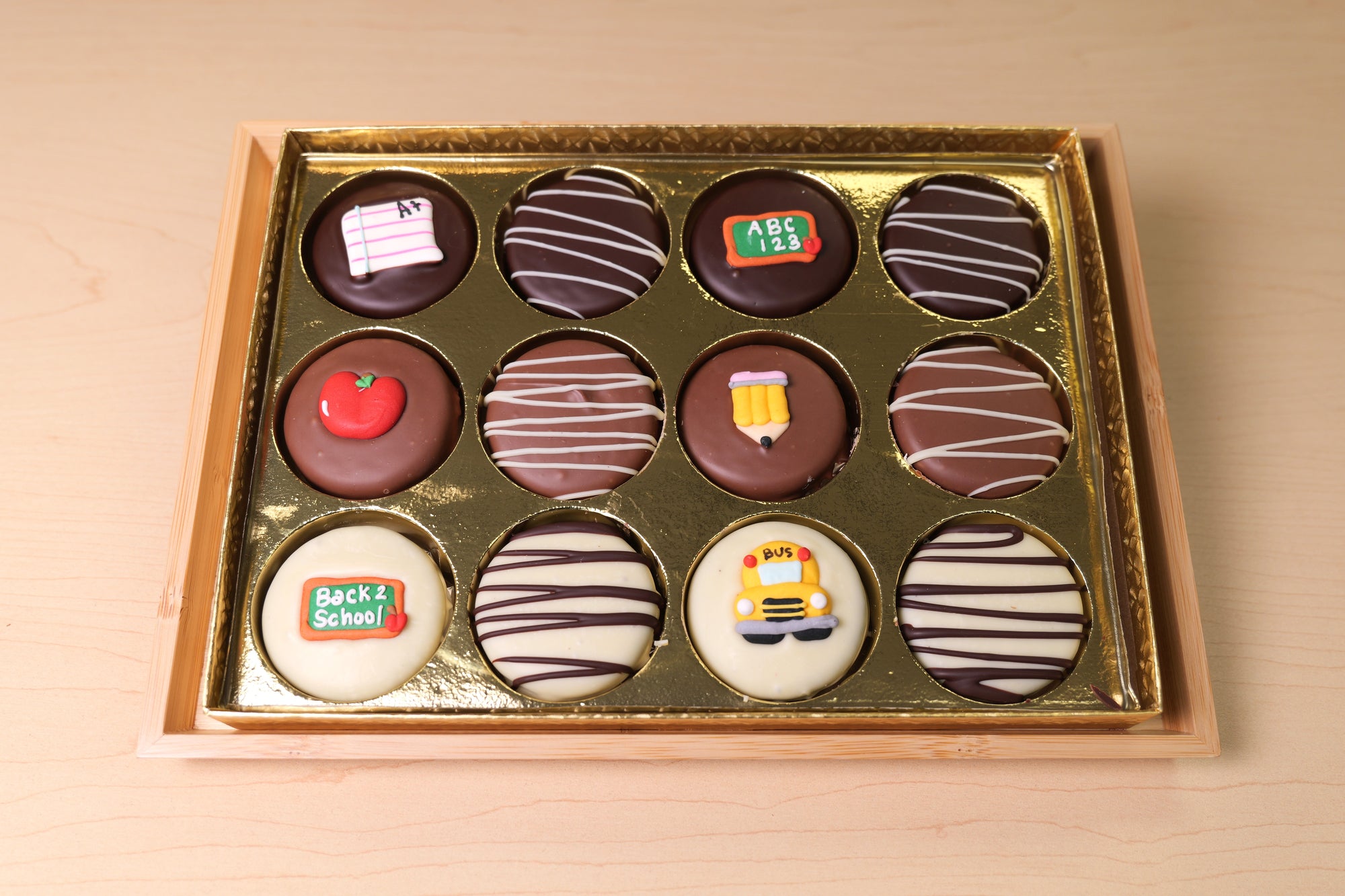 12pc Back to School Oreos